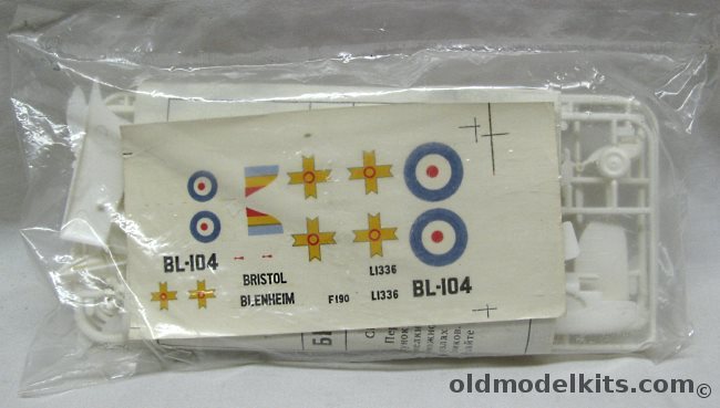 Donetsk Toy Factory 1/72 Bristol Blenheim - RAF or Romanian Air Force - (ex-Frog), F190 plastic model kit
